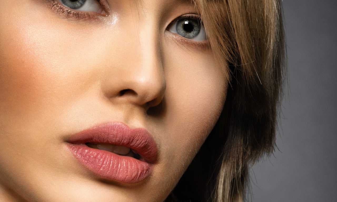 Best Natural Lipstick for Women 40+