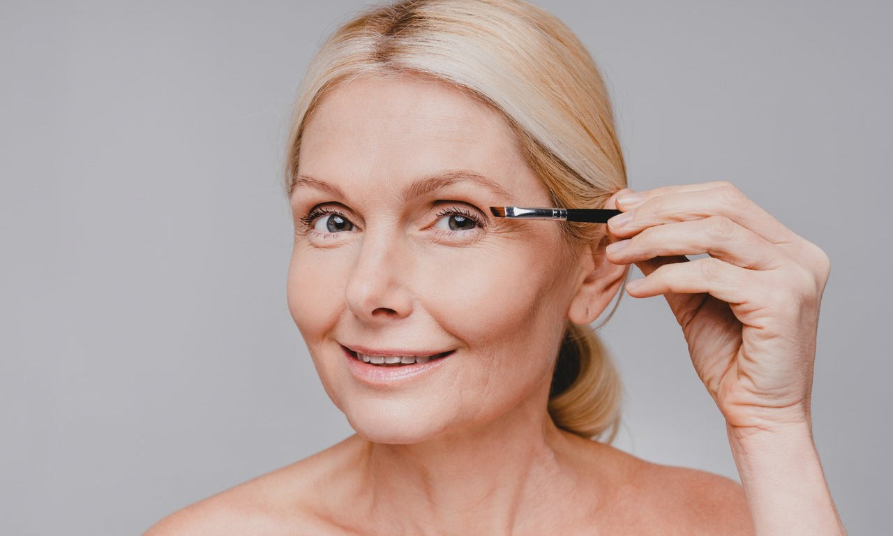 The Eyeshadow Brush Guide: Types, Tips, and Easy Looks