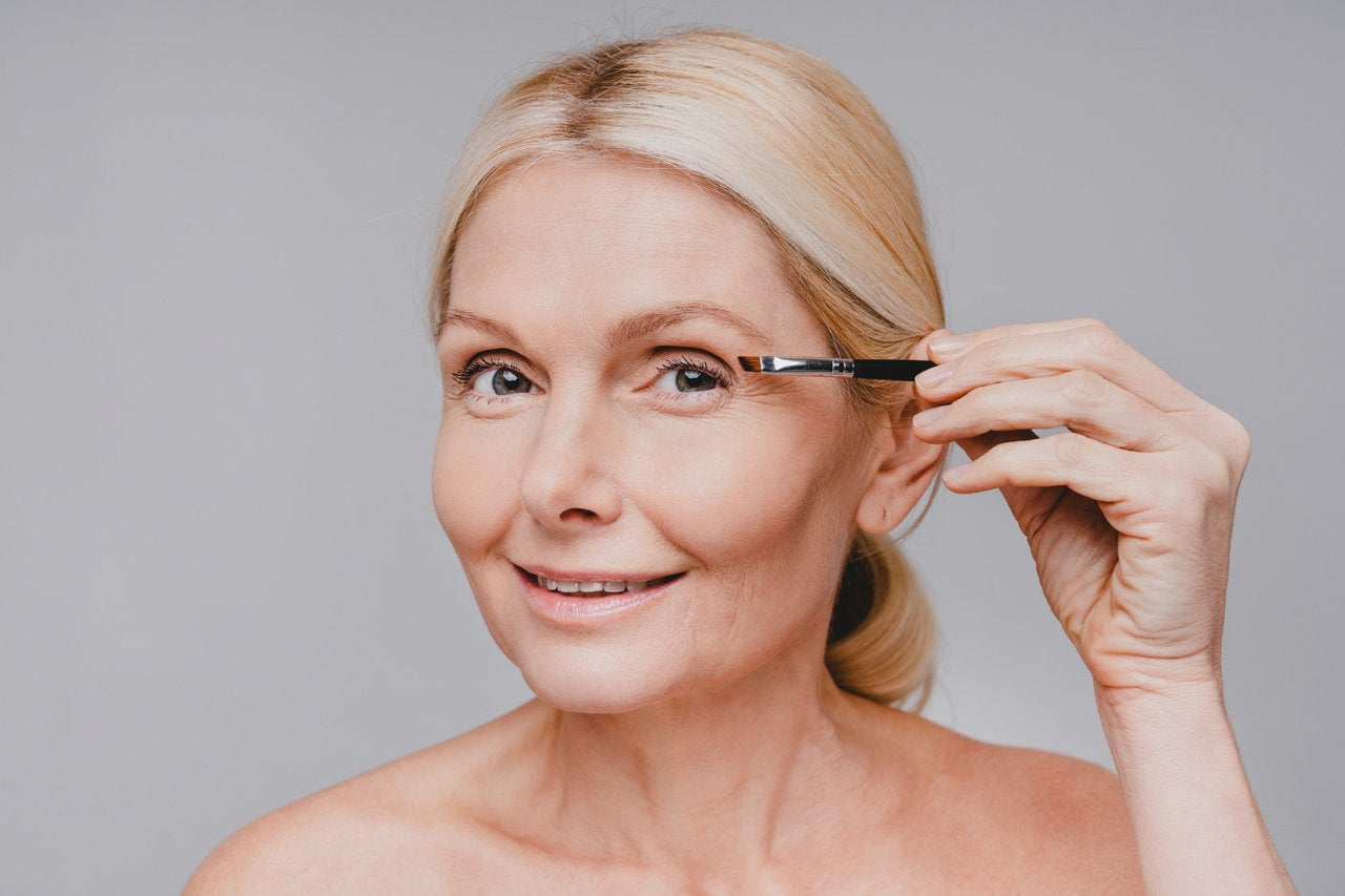 The Eyeshadow Brush Guide: Types, Tips, and Easy Looks