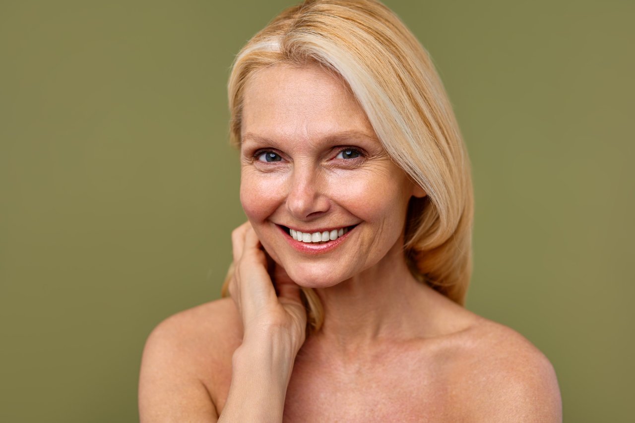 Best Non-Toxic Lipsticks: A Friendly Guide To Safer, Happier Lips | Red Apple Lipstick