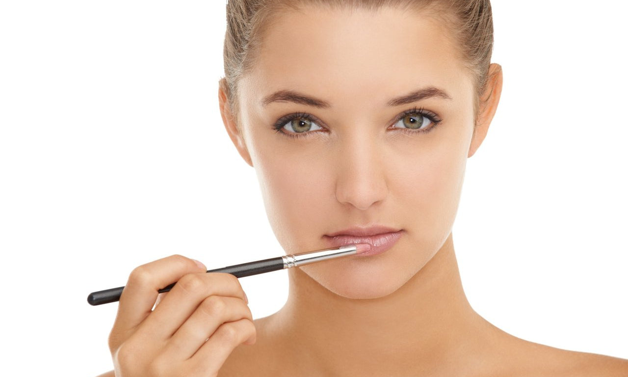 Pink Lip Liner look