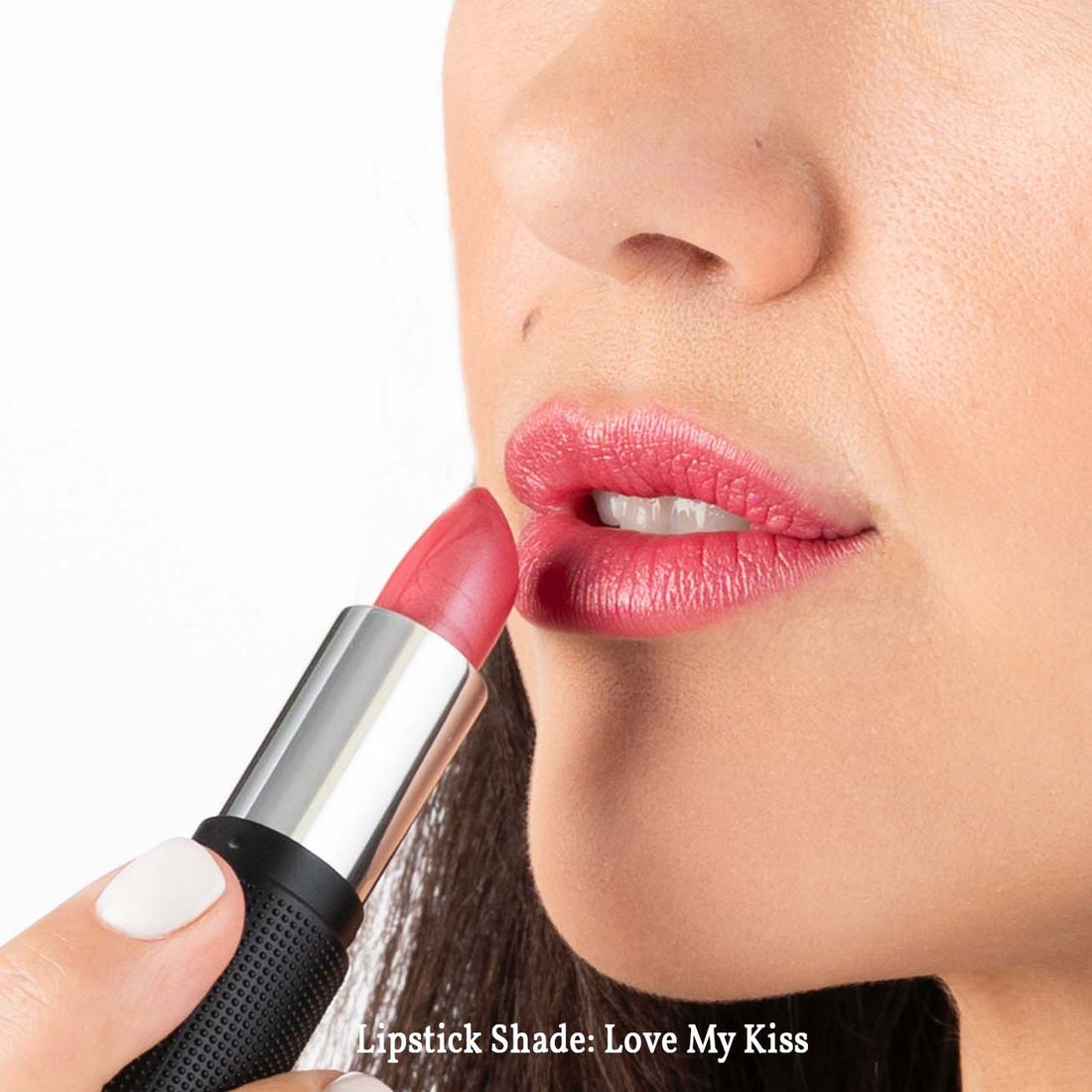 Why more women are switching to Red Apple Lipstick in 2026.