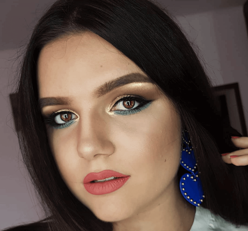 Fun Makeup Trends to Try for 2019