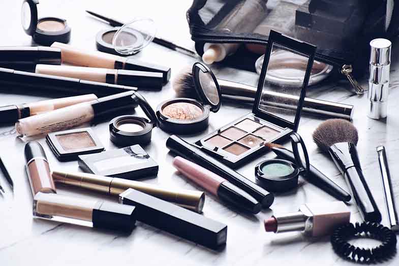 Does Makeup Expire? By Cosmetic, Skin Care, and More