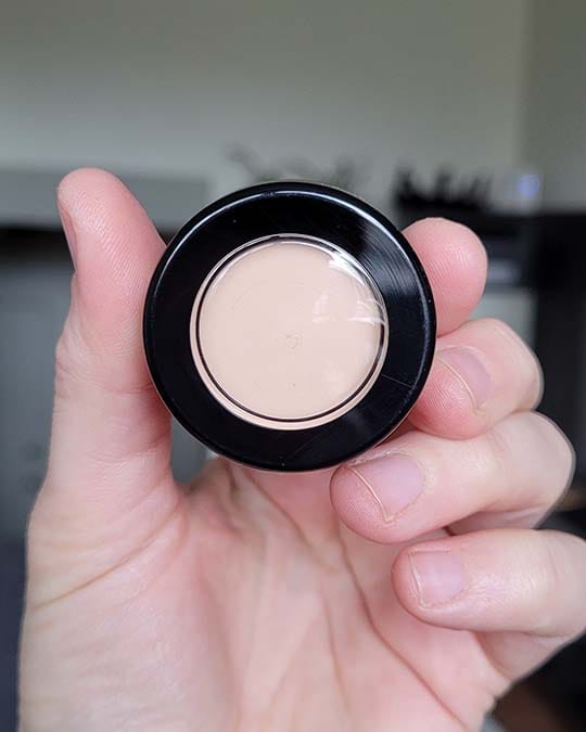 Eye Shadow primer perfect for hooded eyes