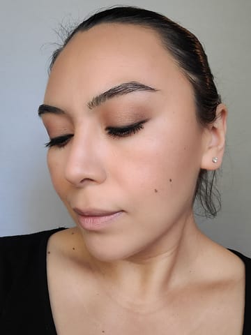 adding warmth to the face is helpful to a warm toned makeup look for spring